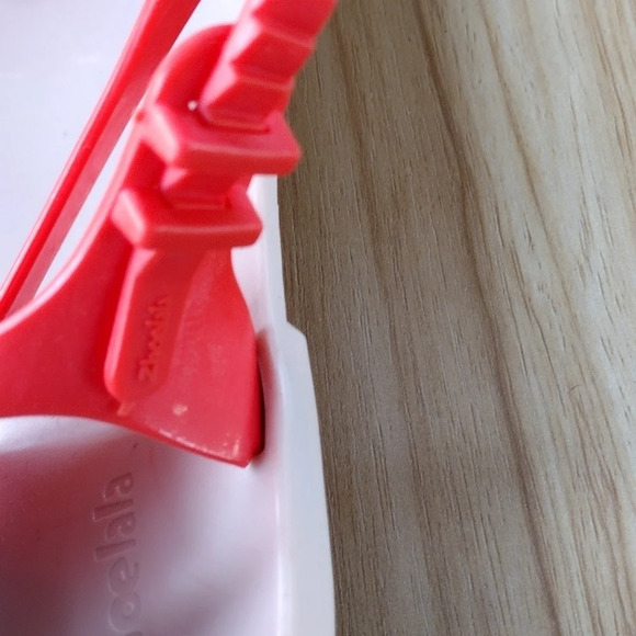 Zhoelala kiss silicone summer sandals size 40 US 10 NWOB - Picture 5 of 7